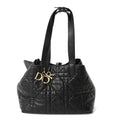 Calfskin Macrocannage Medium Toujours Black