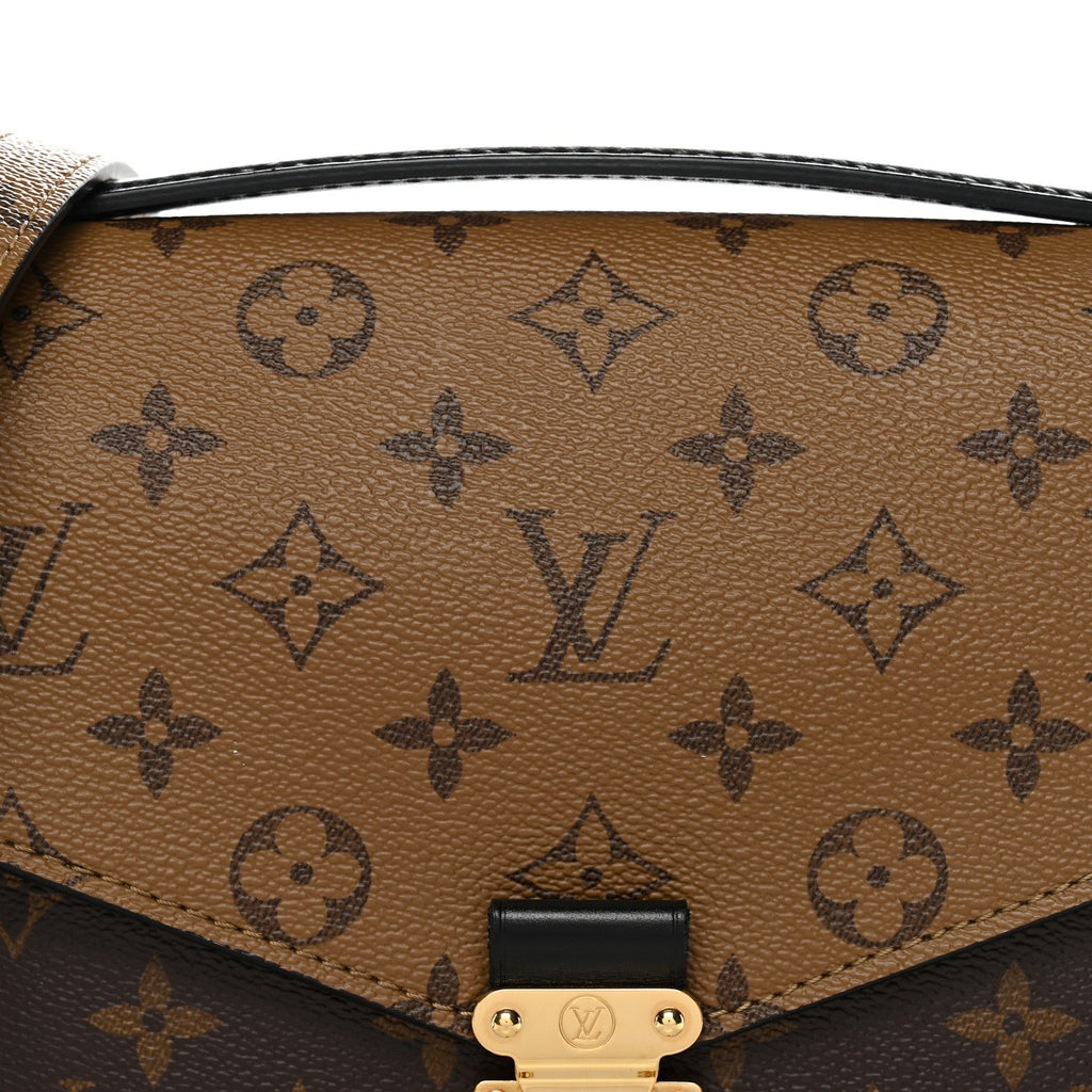 Reverse Monogram Pochette Metis