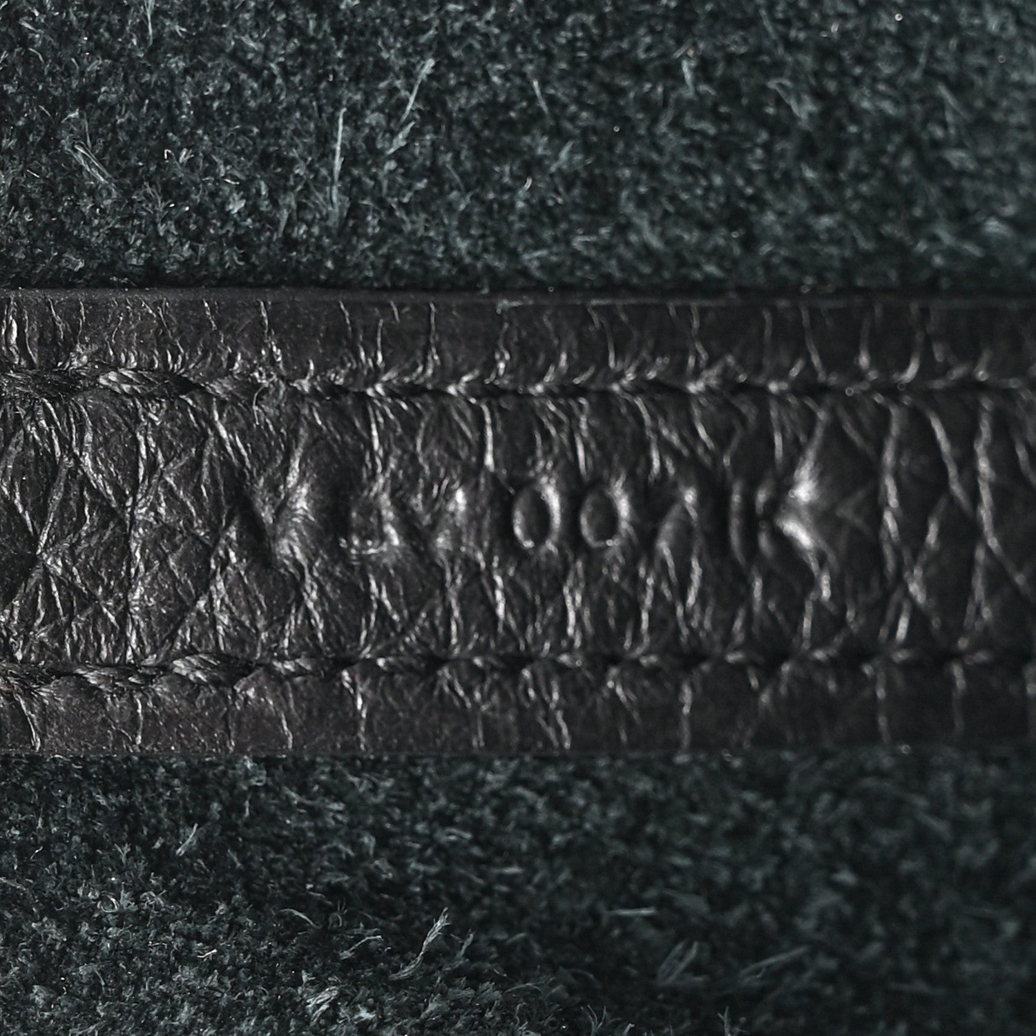 Taurillon Clemence Picotin Lock 22 MM Black