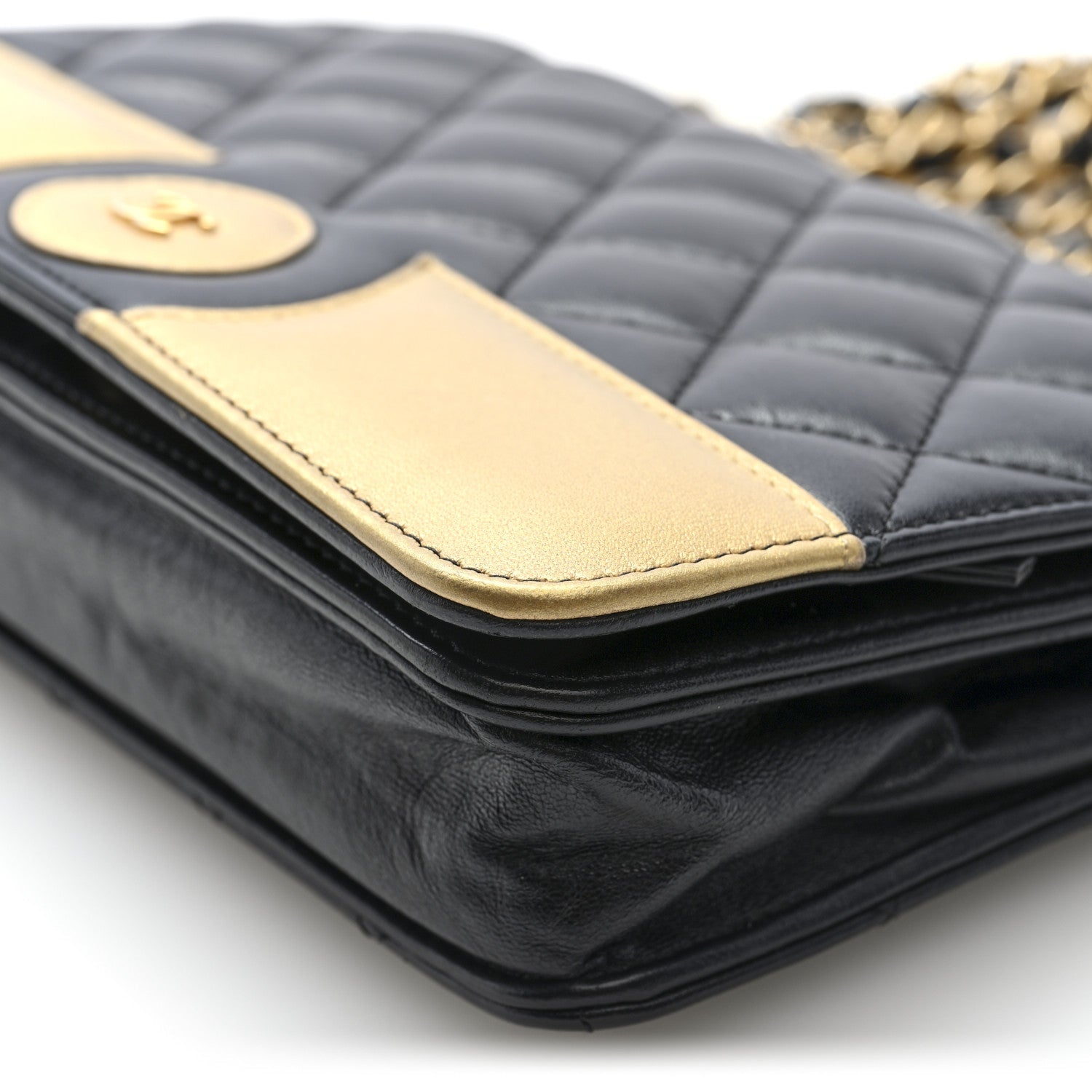 Lambskin Quilted Wallet On Chain WOC Black Gold