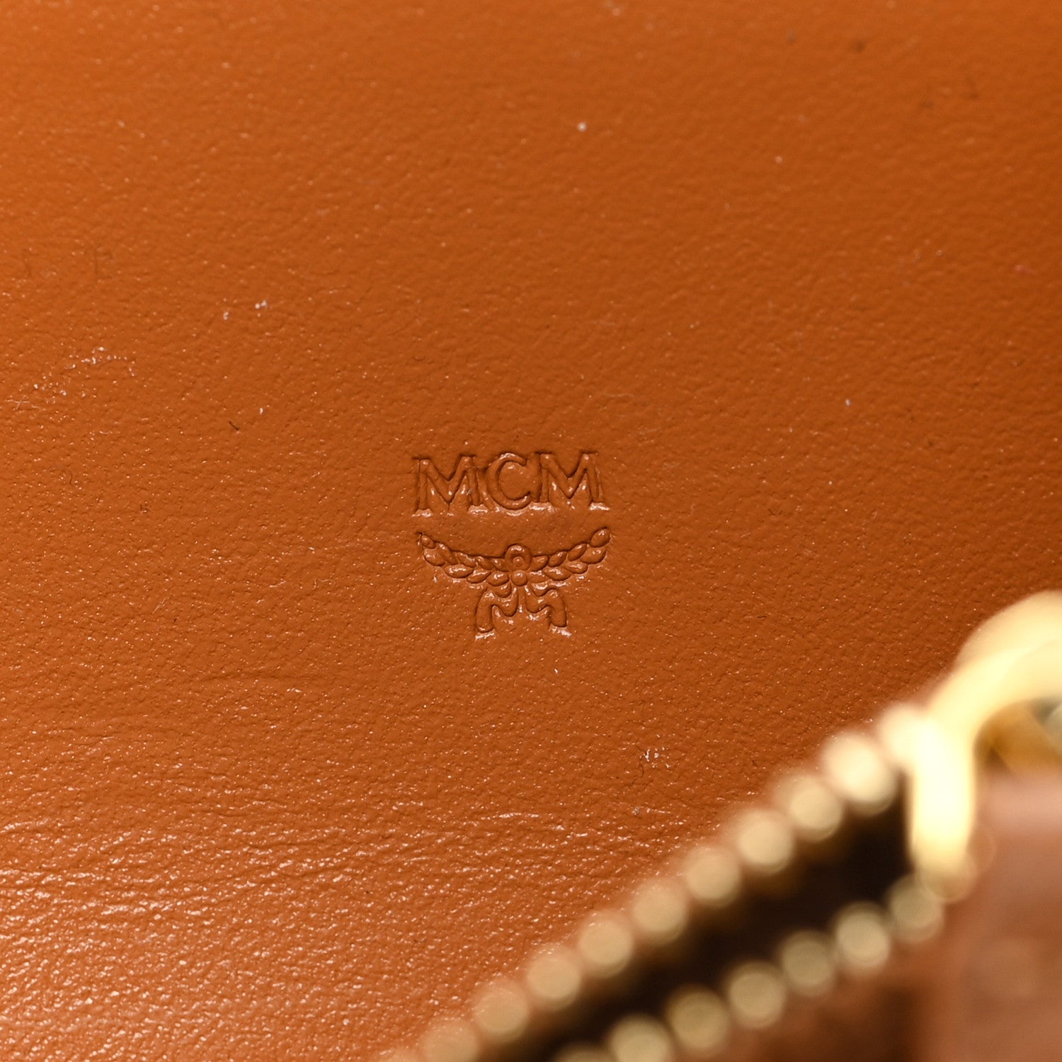 Visetos Large Zip Around Wallet Cognac