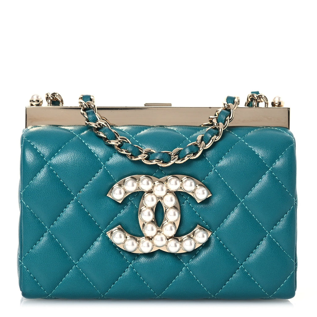 Lambskin Quilted Pearl CC Vanity Case Turquoise