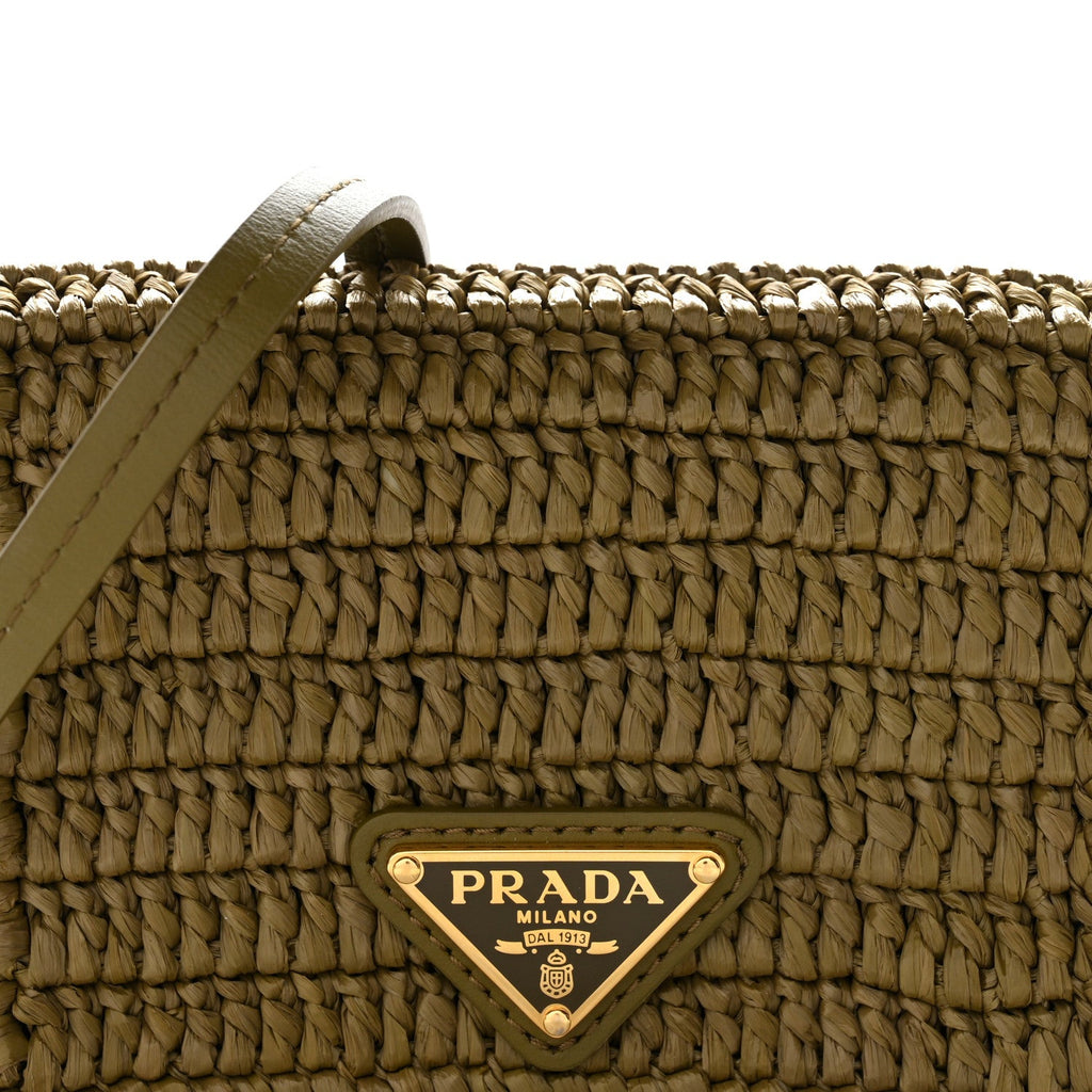 Raffia Effect Crochet Metal Triangle Logo  Holder Oliva