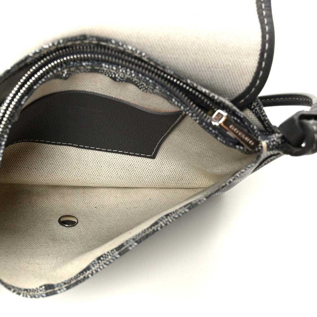 Goyardine Plumet Wallet Clutch Grey