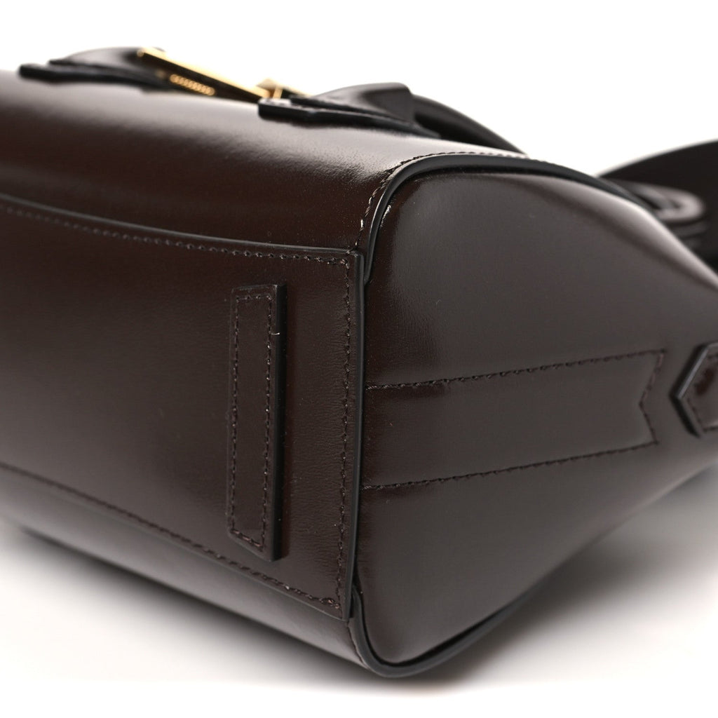 Box Calfskin Toy Lock Antigona Shoulder Bag Ebony Brown