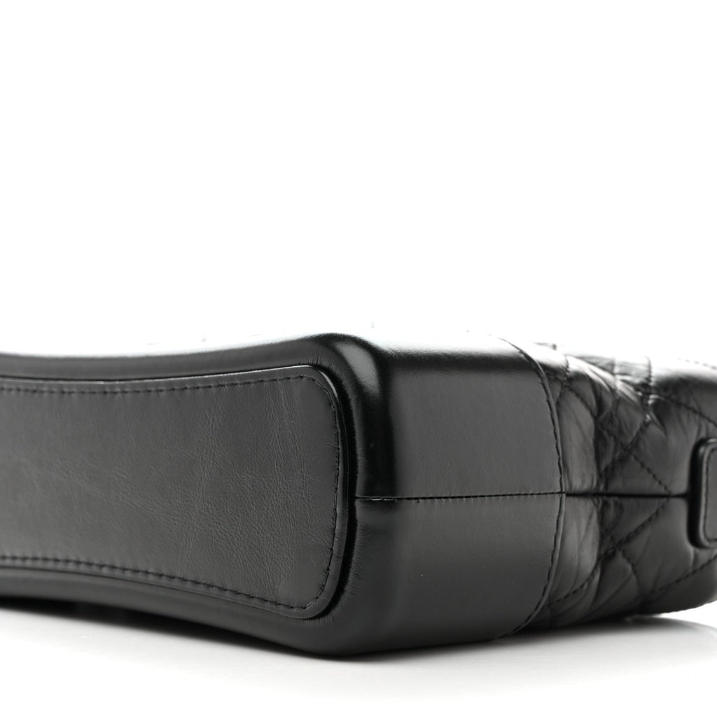 Aged Calfskin Quilted New Medium Gabrielle Hobo Black