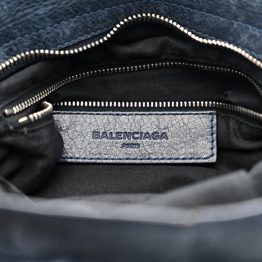 Agneau Giant 12 Silver Hardware Town Bleu Obscur