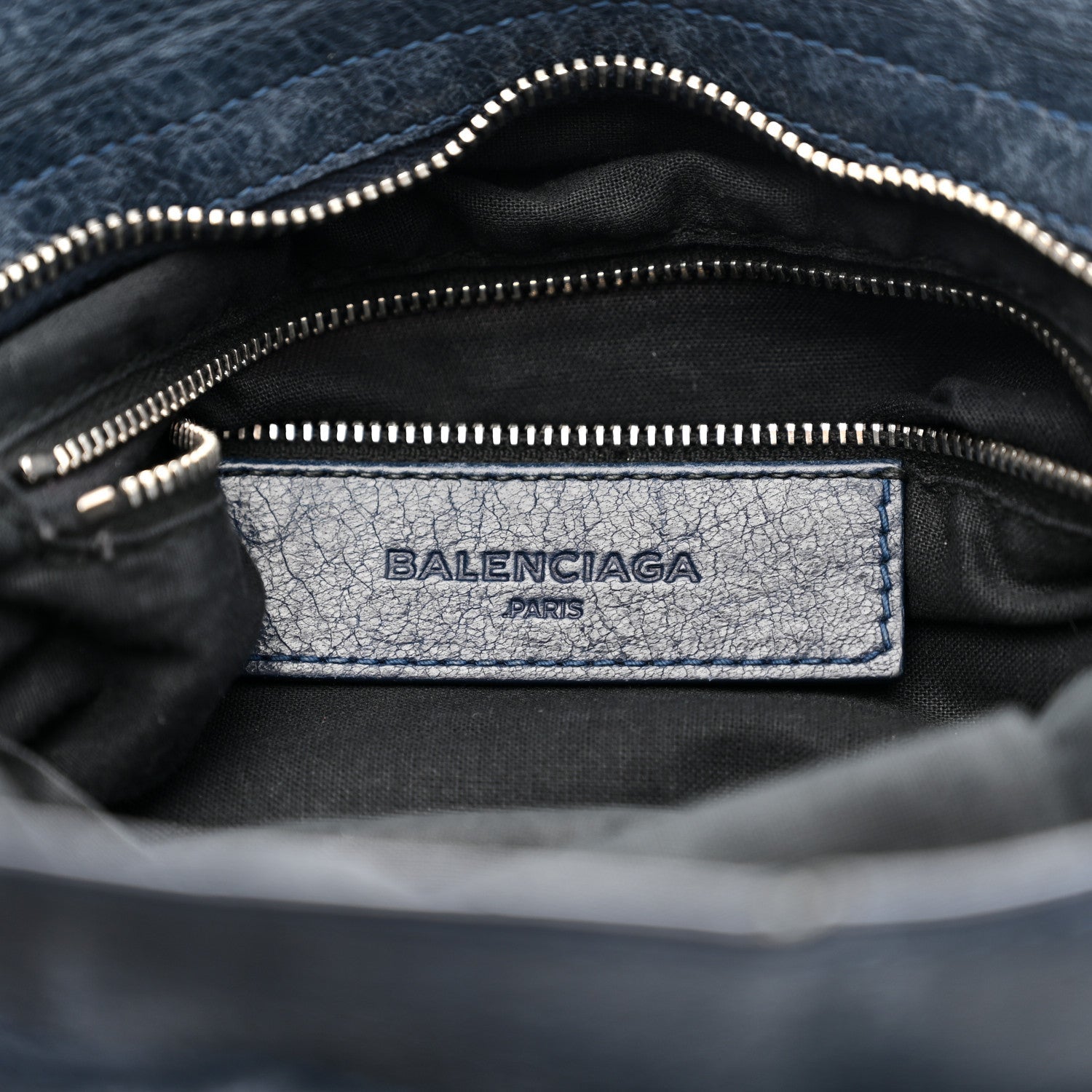 Agneau Giant 12 Silver Hardware Town Bleu Obscur