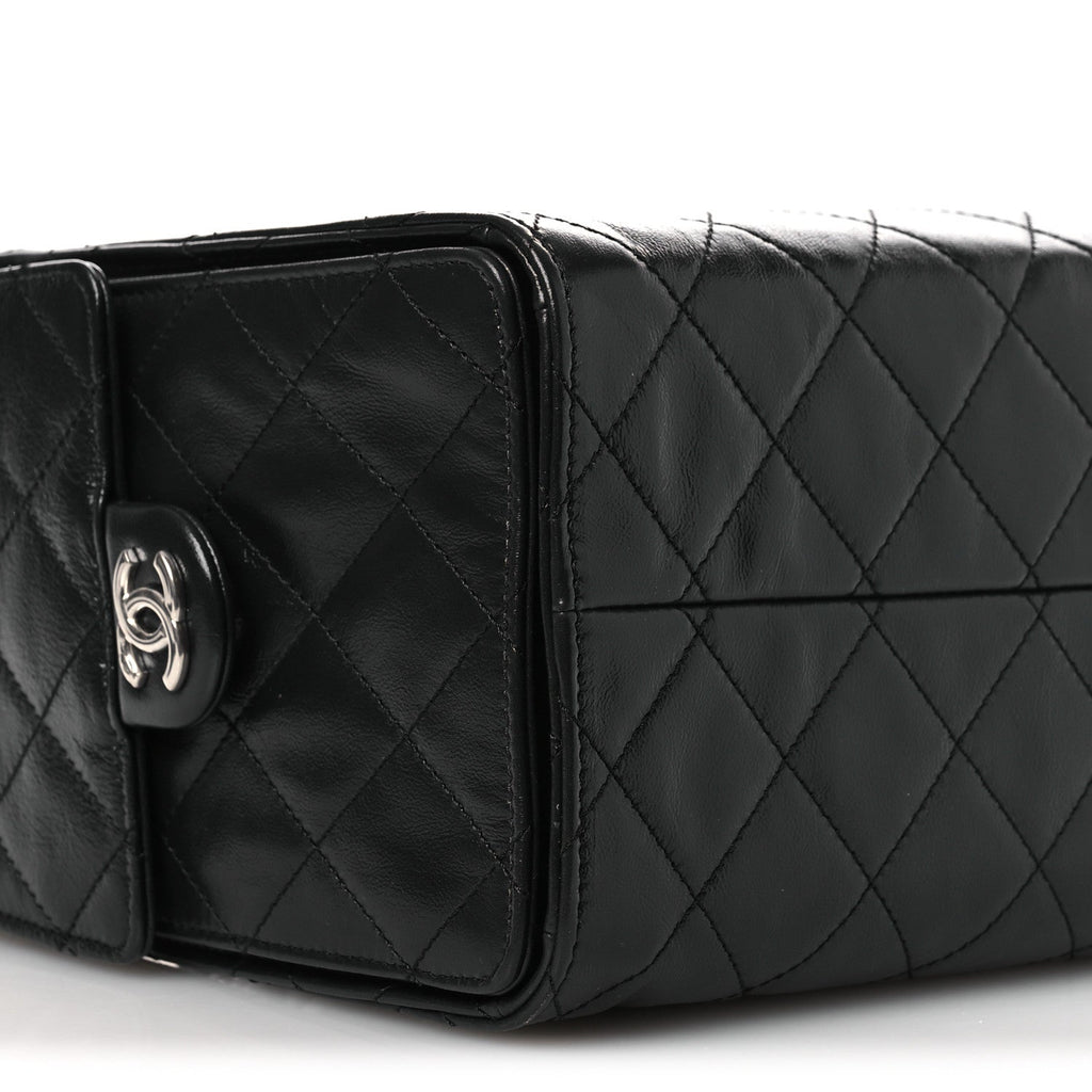 Shiny Crumpled Calfskin Quilted Small Chanel 25 Handbag Black