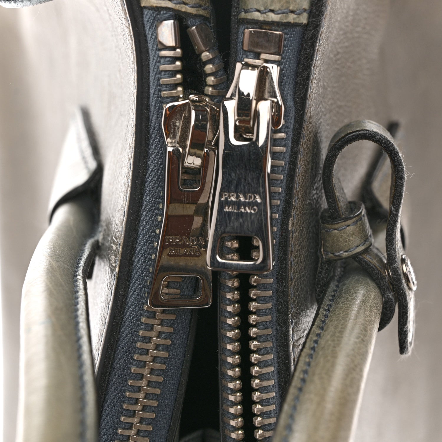 Glace Calf Twin Pocket Tote Marine