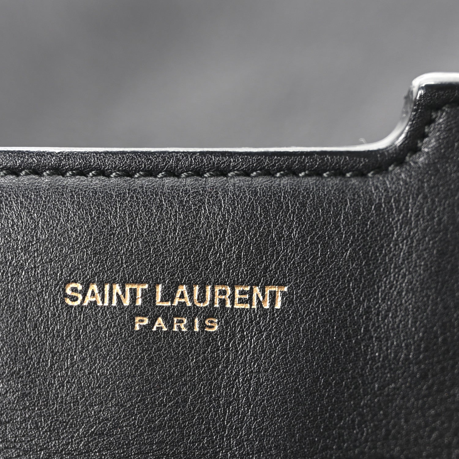Calfskin Medium Classic Y Cabas Black