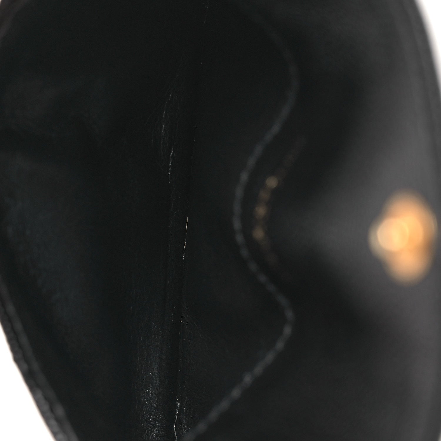 Grain De Poudre Matelasse Chevron Monogram Compact Wallet Black