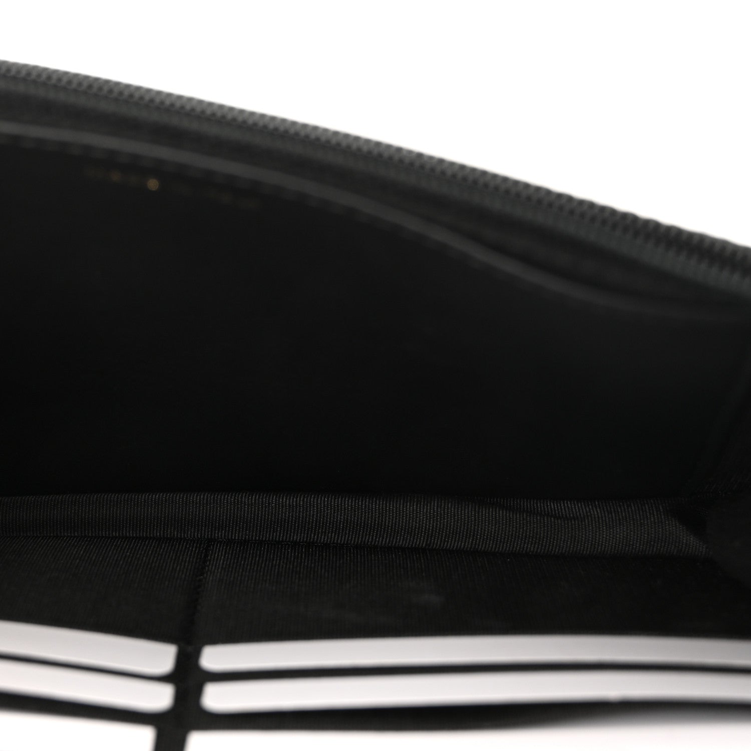 Caviar Quilted Boy Wallet On Chain WOC Black