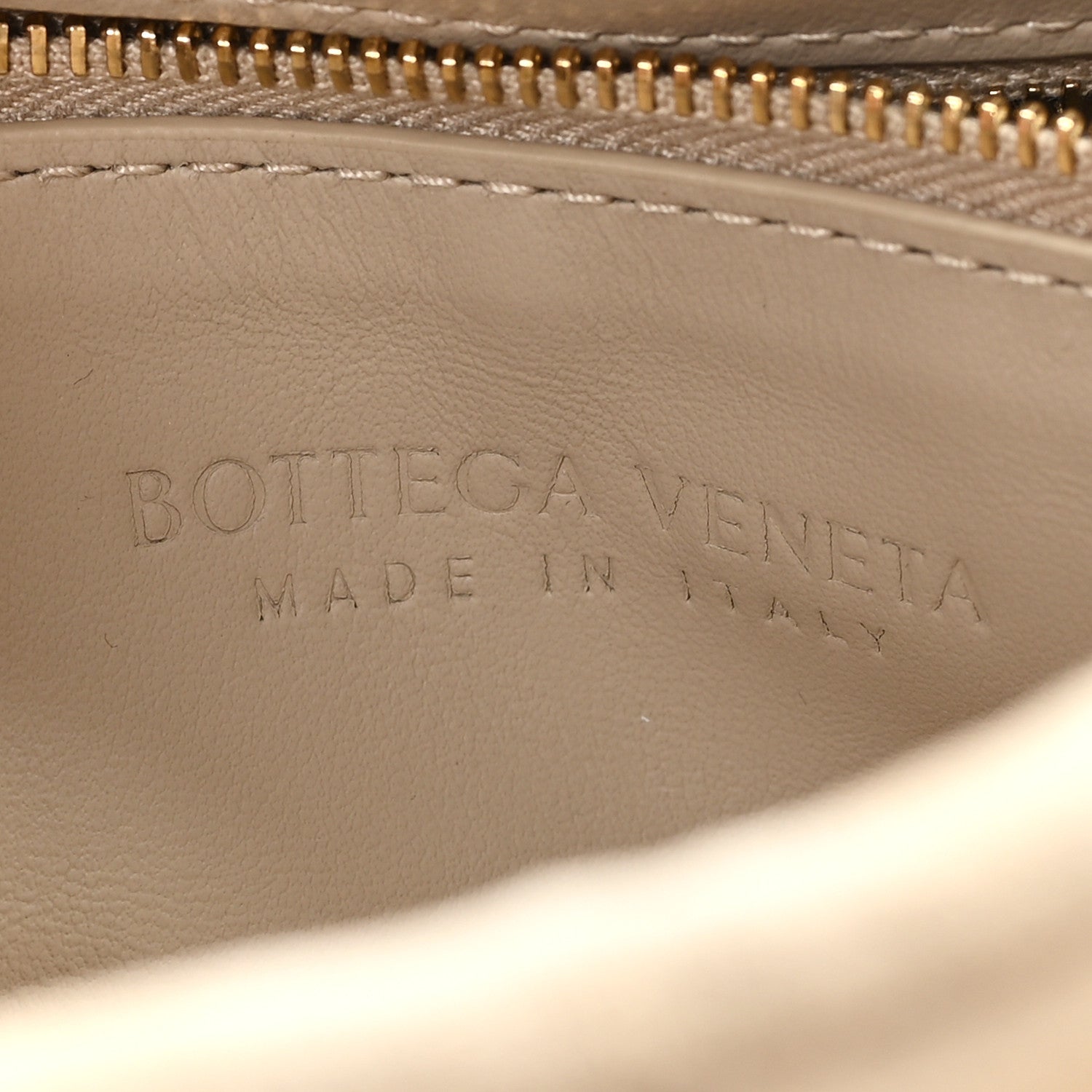 Suede Intrecciato Large Hop Ecru