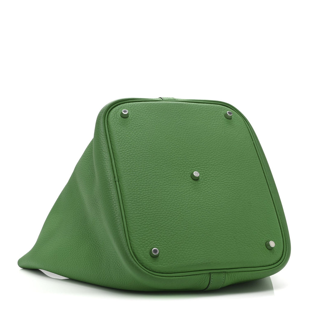 Taurillon Clemence Picotin Lock 26 GM Bamboo