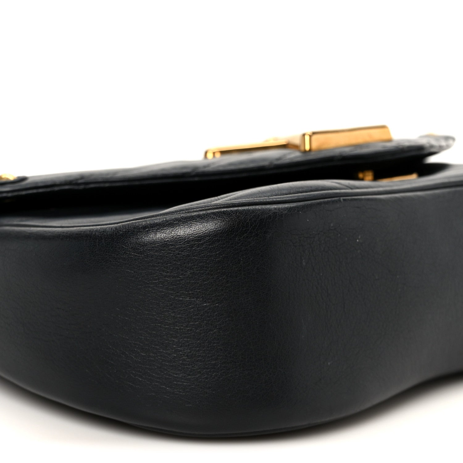 Calfskin New Wave Chain MM Black