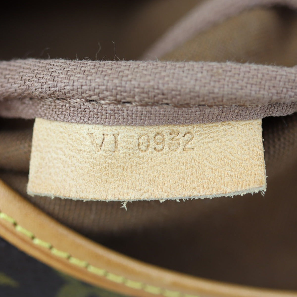 Louis Vuitton Saumur 30 Monogram