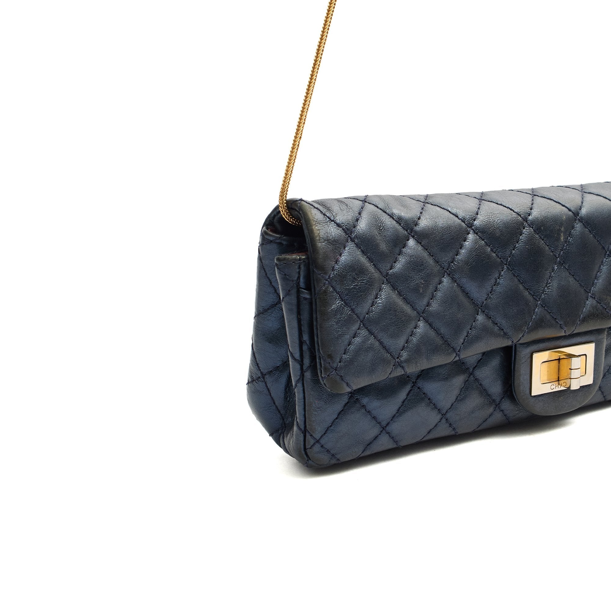 Chanel Shoulder Bag 2.55 Reissue East West Clutch in Blue, Crinkled Calfskin Leather