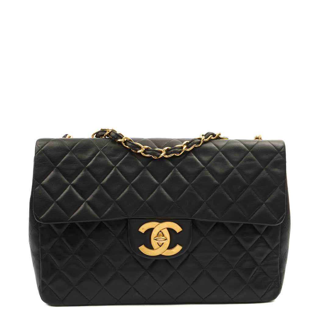 Chanel Shoulder Bag Maxi Jumbo XL in Black, Lambskin Leather