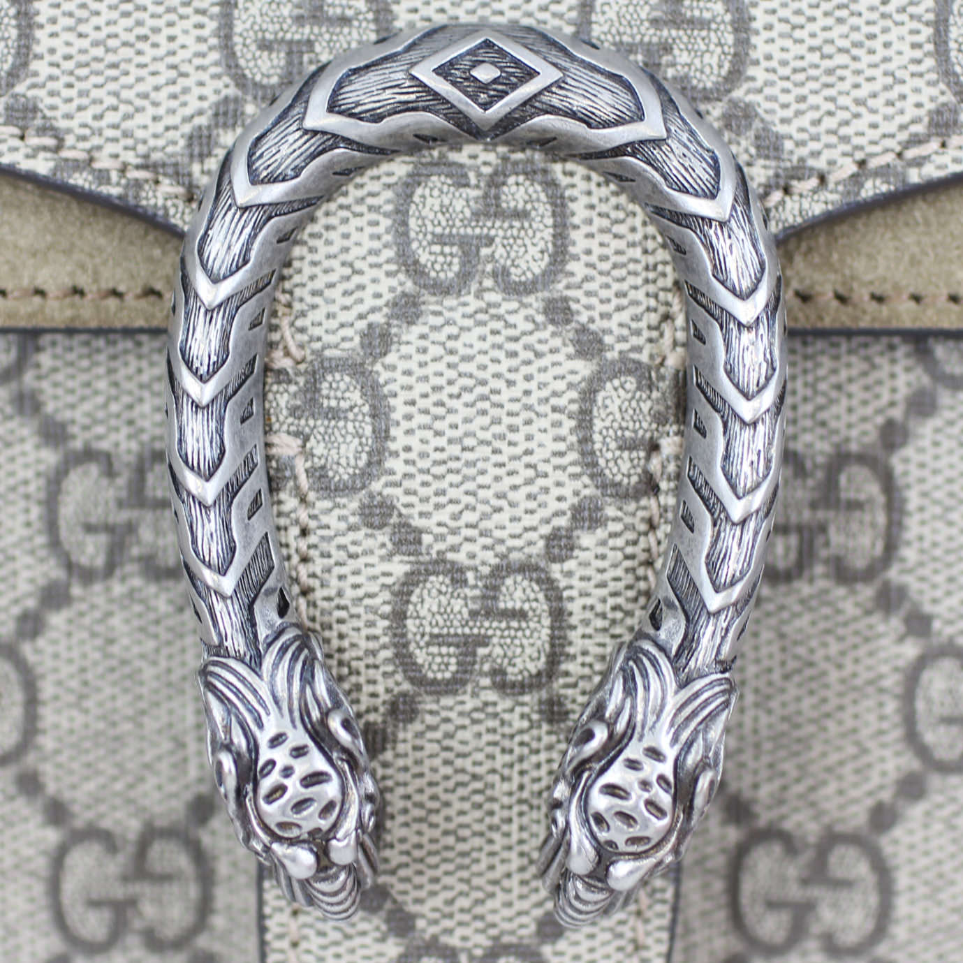 Gucci Dionysus GG Supreme Mini