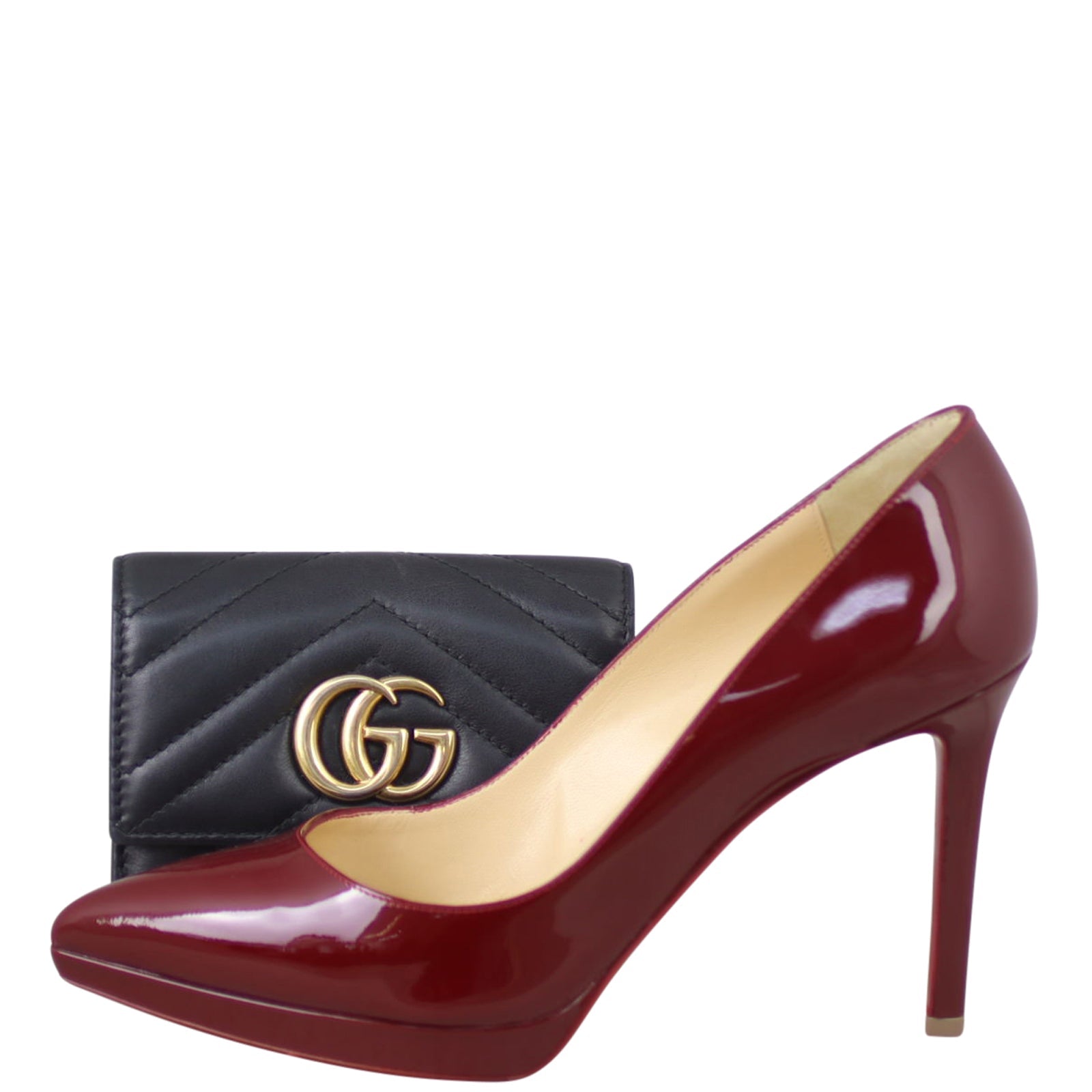 Gucci GG Marmont Matelasse Compact Wallet