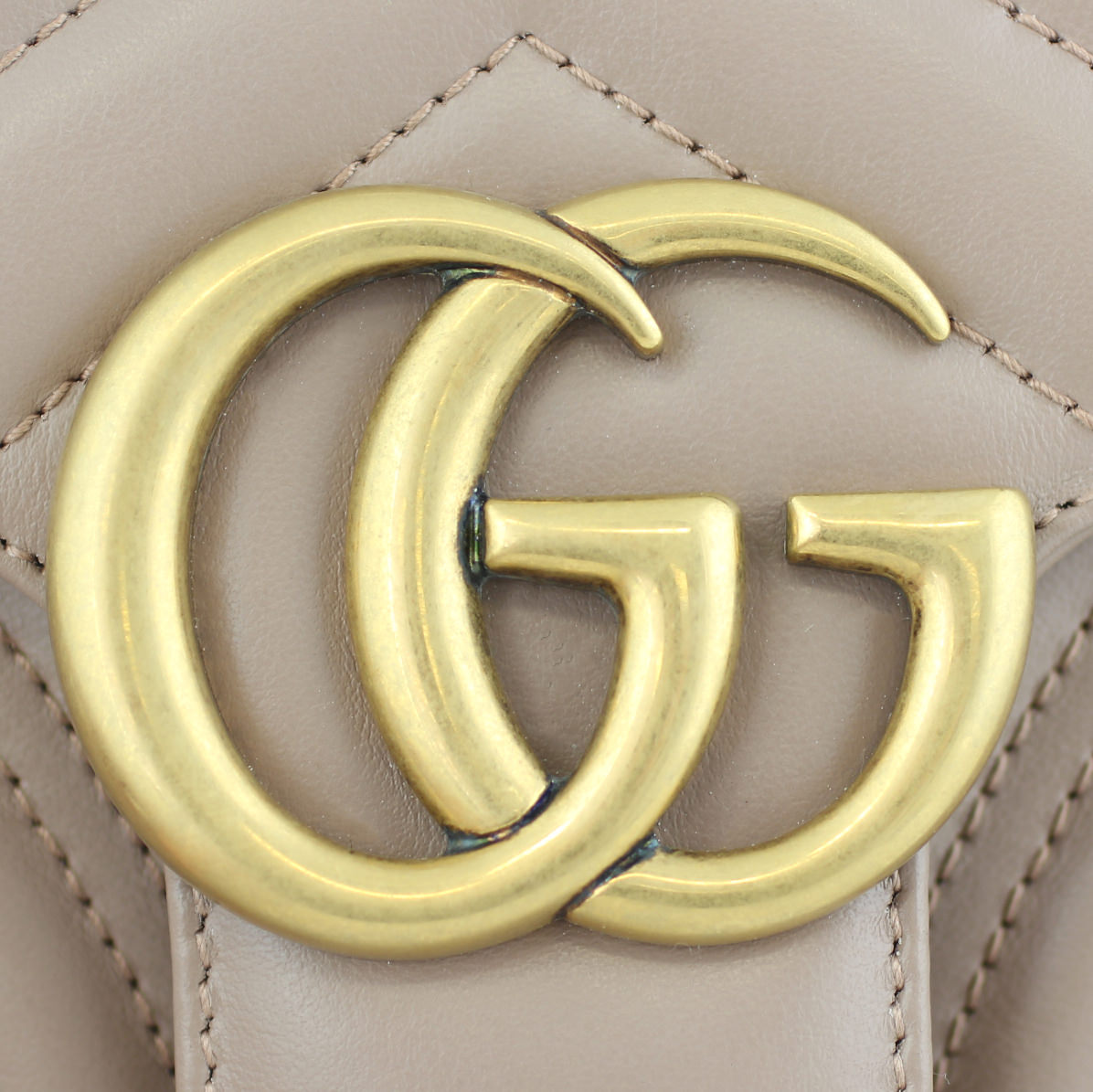 Gucci GG Marmont Matelasse Shoulder Bag