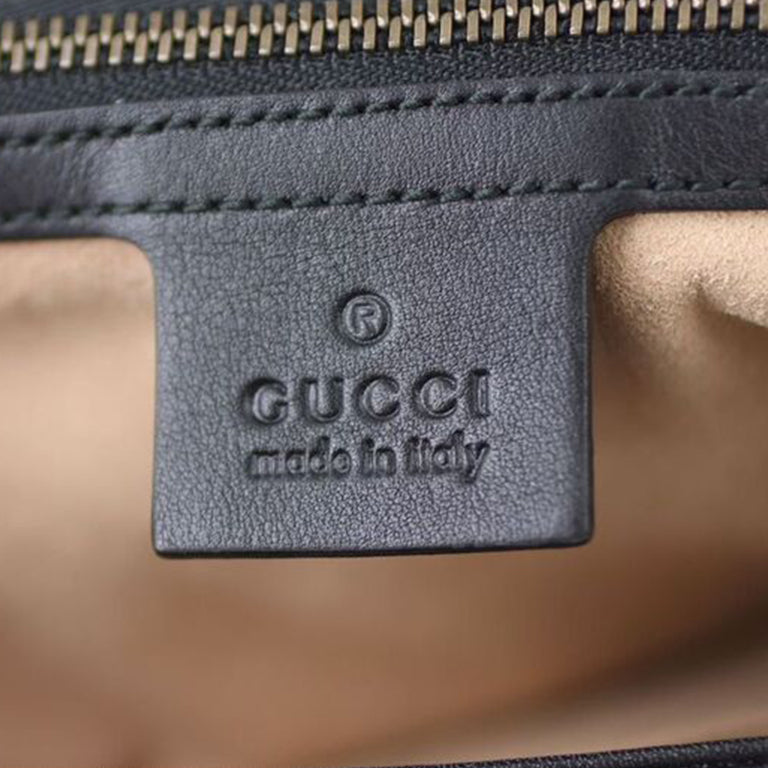 Gucci GG Marmont Medium Shoulder Bag