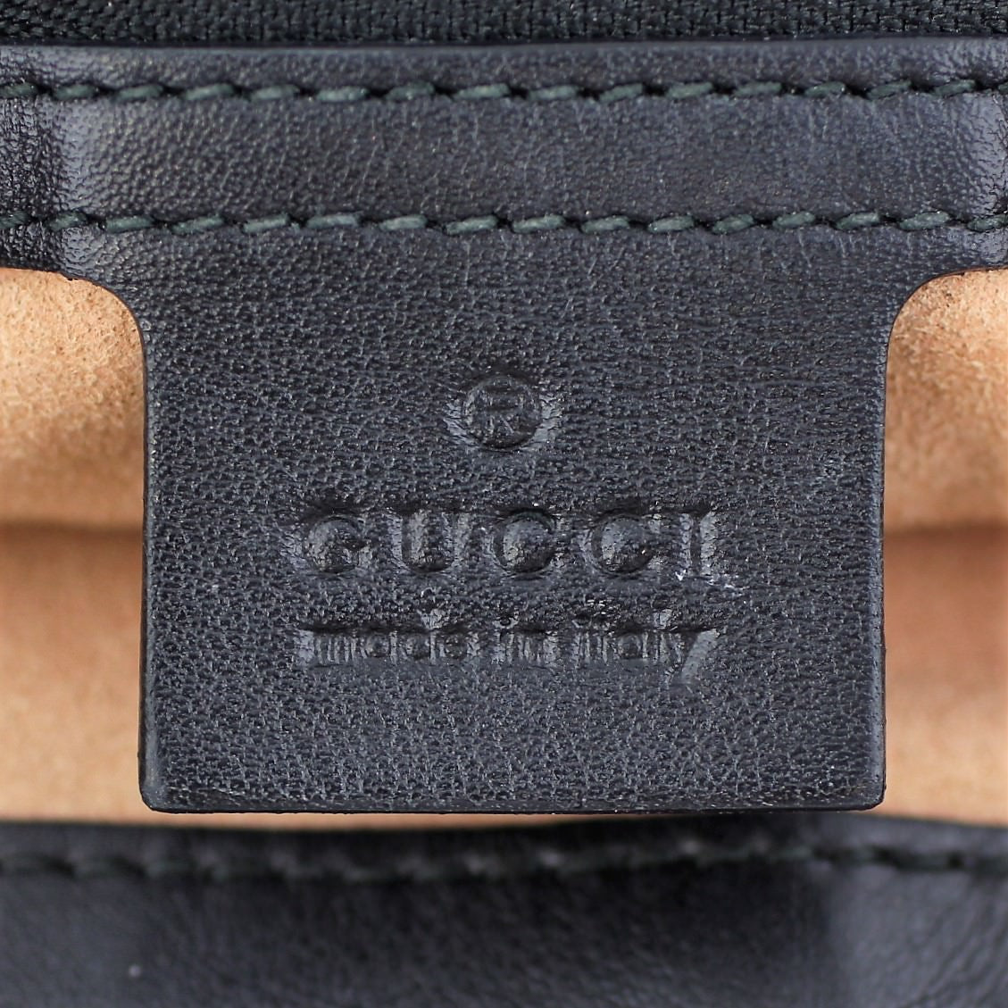 Gucci GG Marmont Medium Shoulder Bag