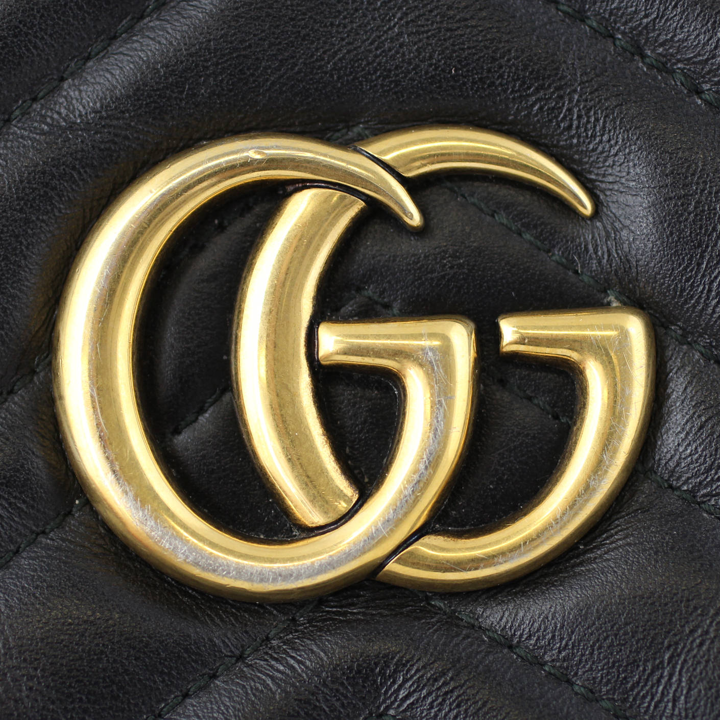 Gucci GG Marmont Small Shoulder Bag