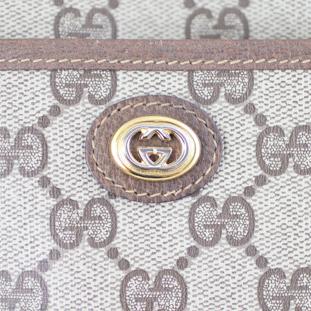 Gucci GG Supreme Shoulder Bag