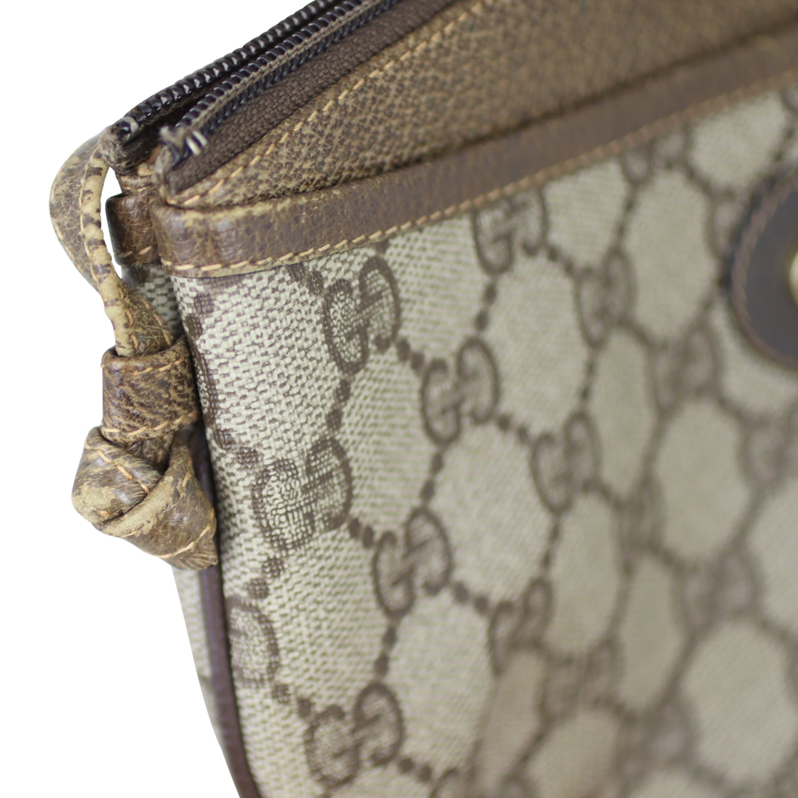 Gucci GG Supreme Shoulder Bag