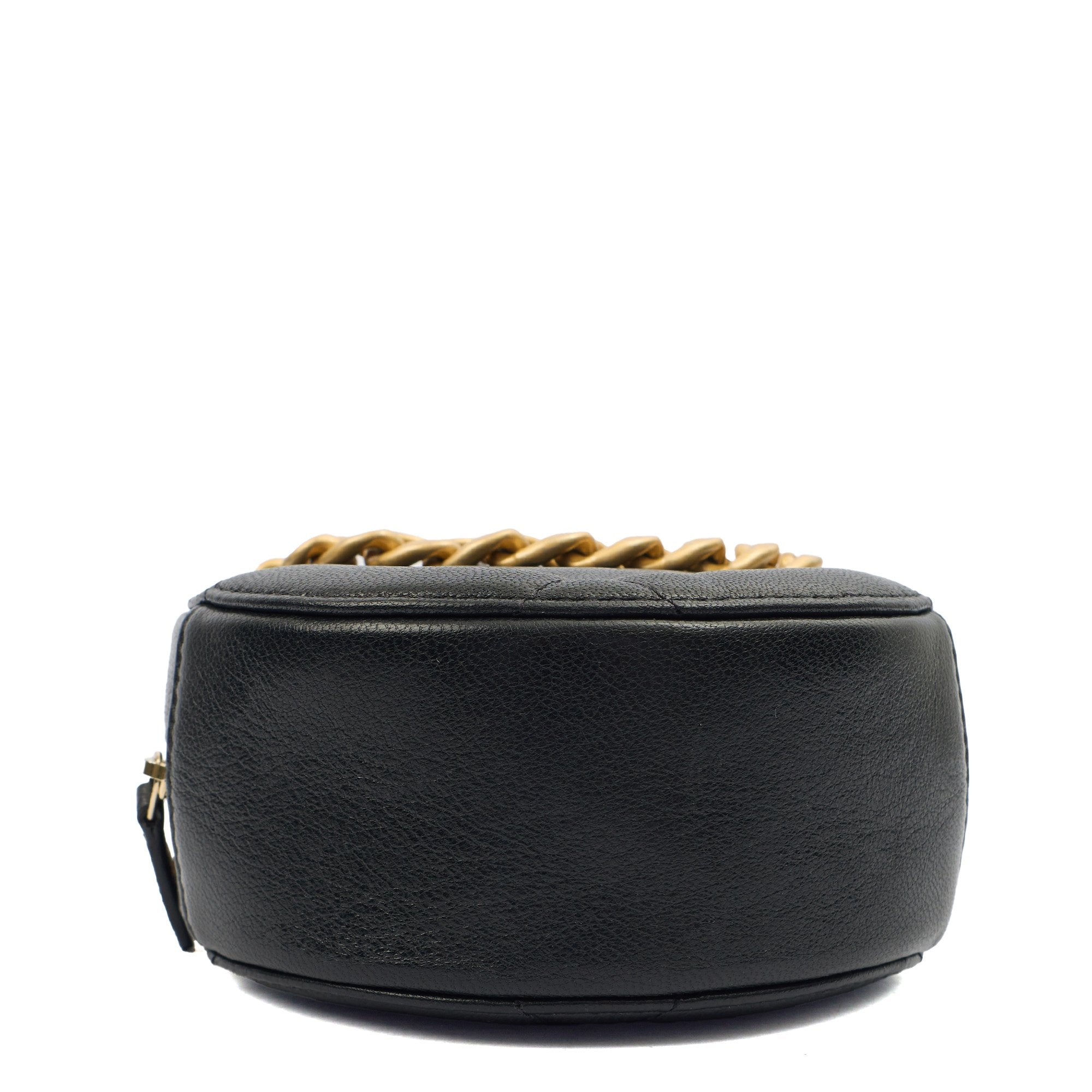 Chanel Cross Body Chain Around - Clutch in Black, Lambskin Leather