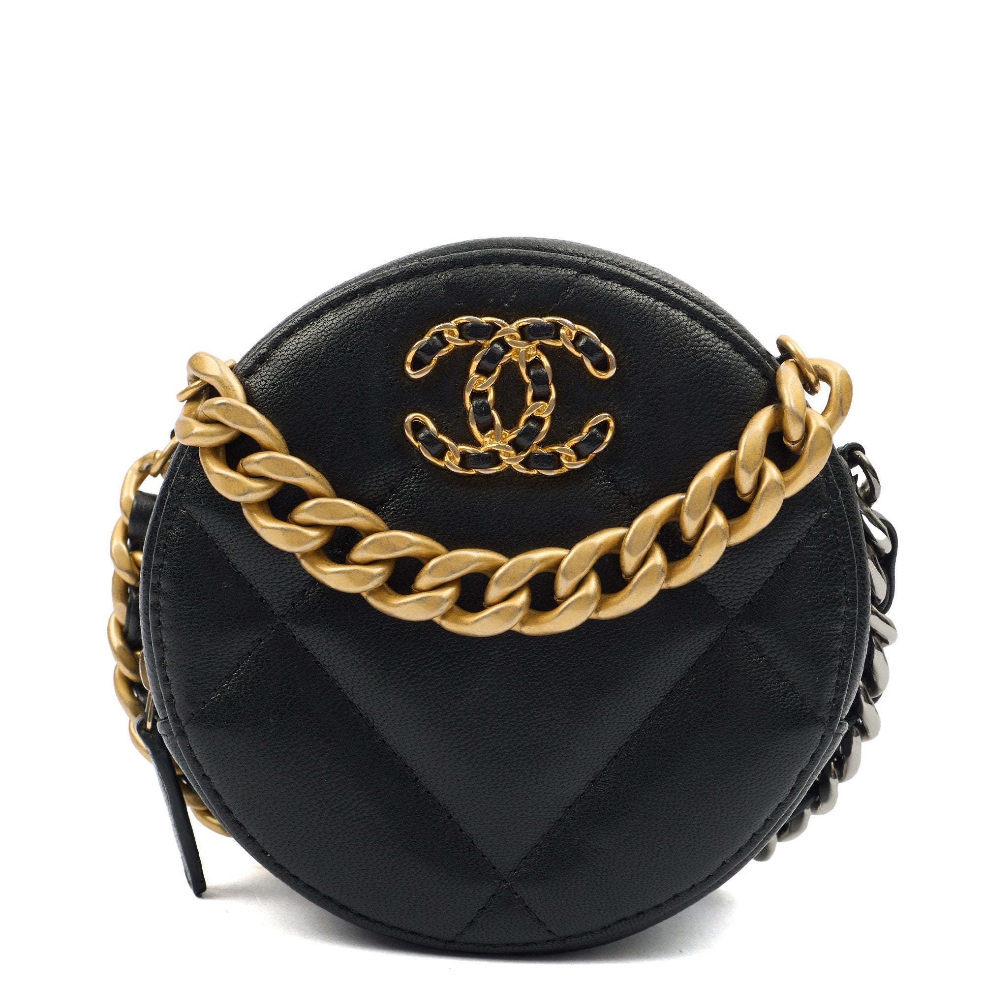 Chanel Cross Body Chain Around - Clutch in Black, Lambskin Leather