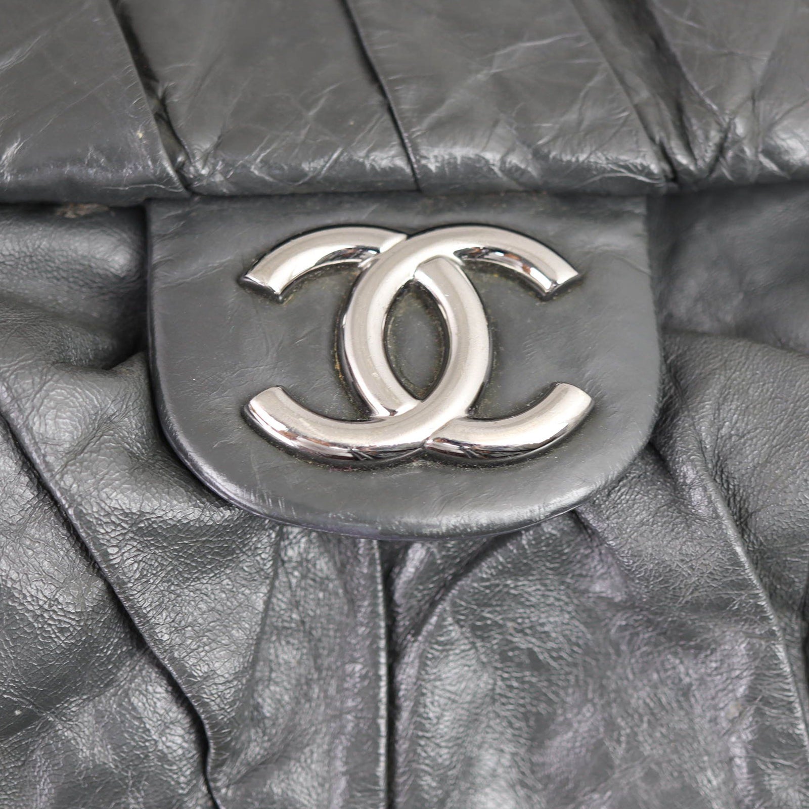 Chanel Twisted Flap Jumbo XL