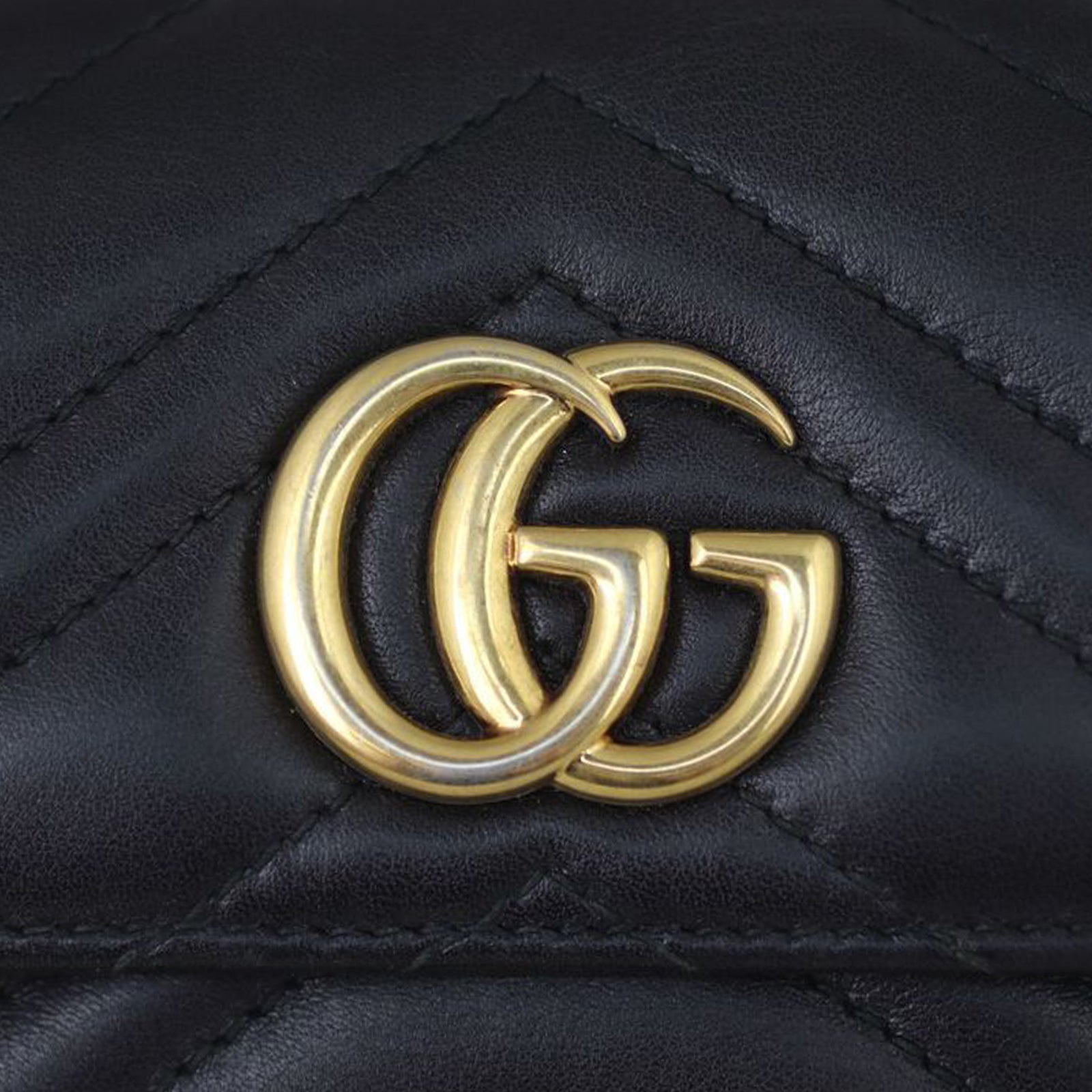 Gucci GG Marmont Matelasse Compact Wallet