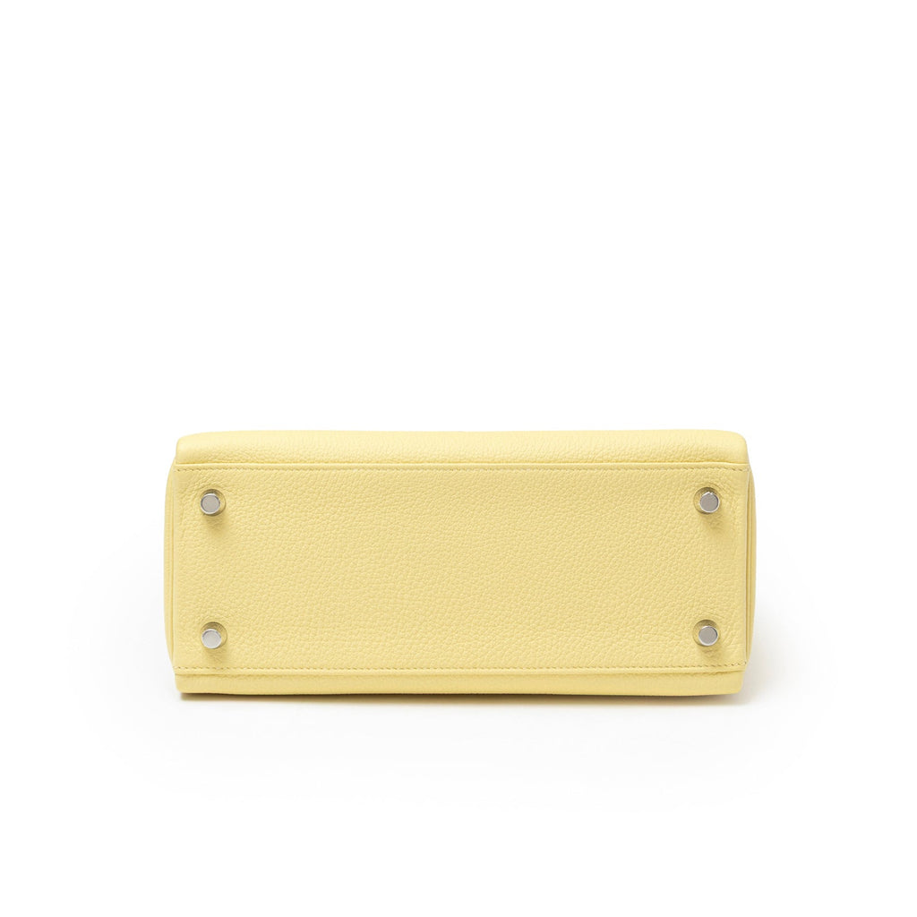 Hermès Kelly 25 Retourne Togo Jaune Poussin Palladium Hardware