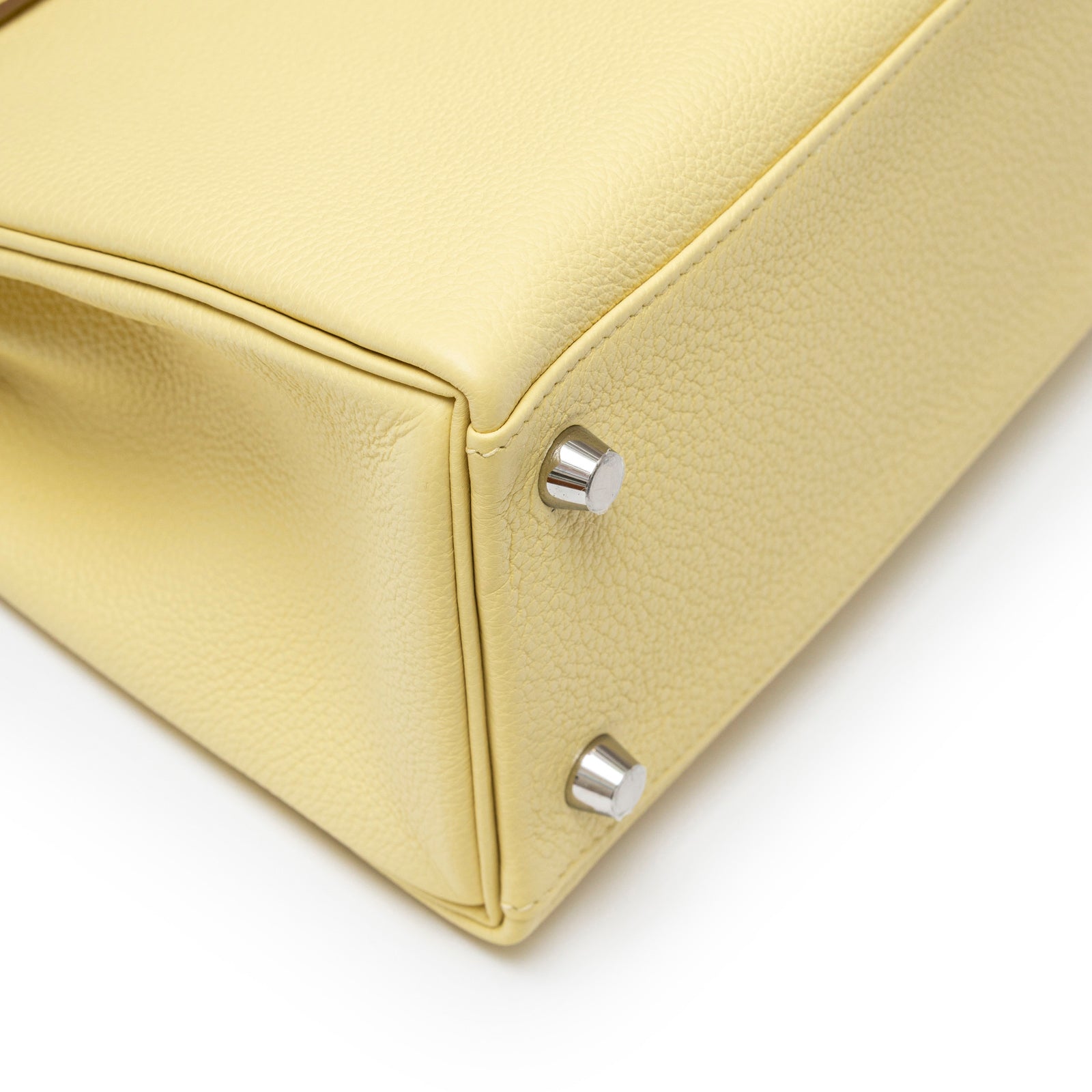 Hermès Kelly 25 Retourne Togo Jaune Poussin Palladium Hardware