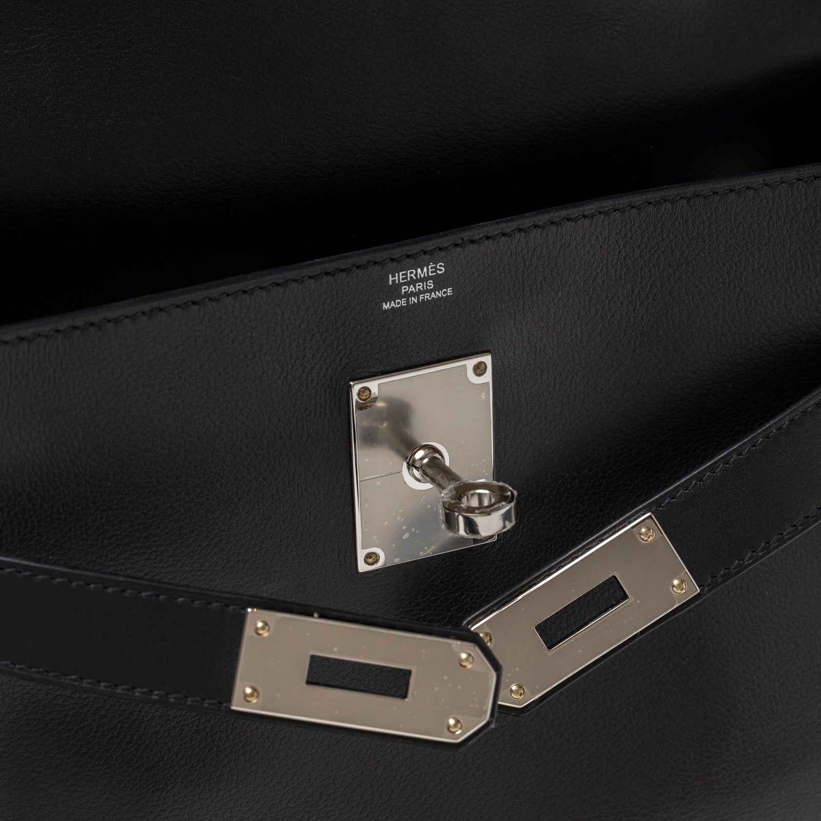 Hermès Kelly Messenger PM Black Evergrain Palladium Hardware