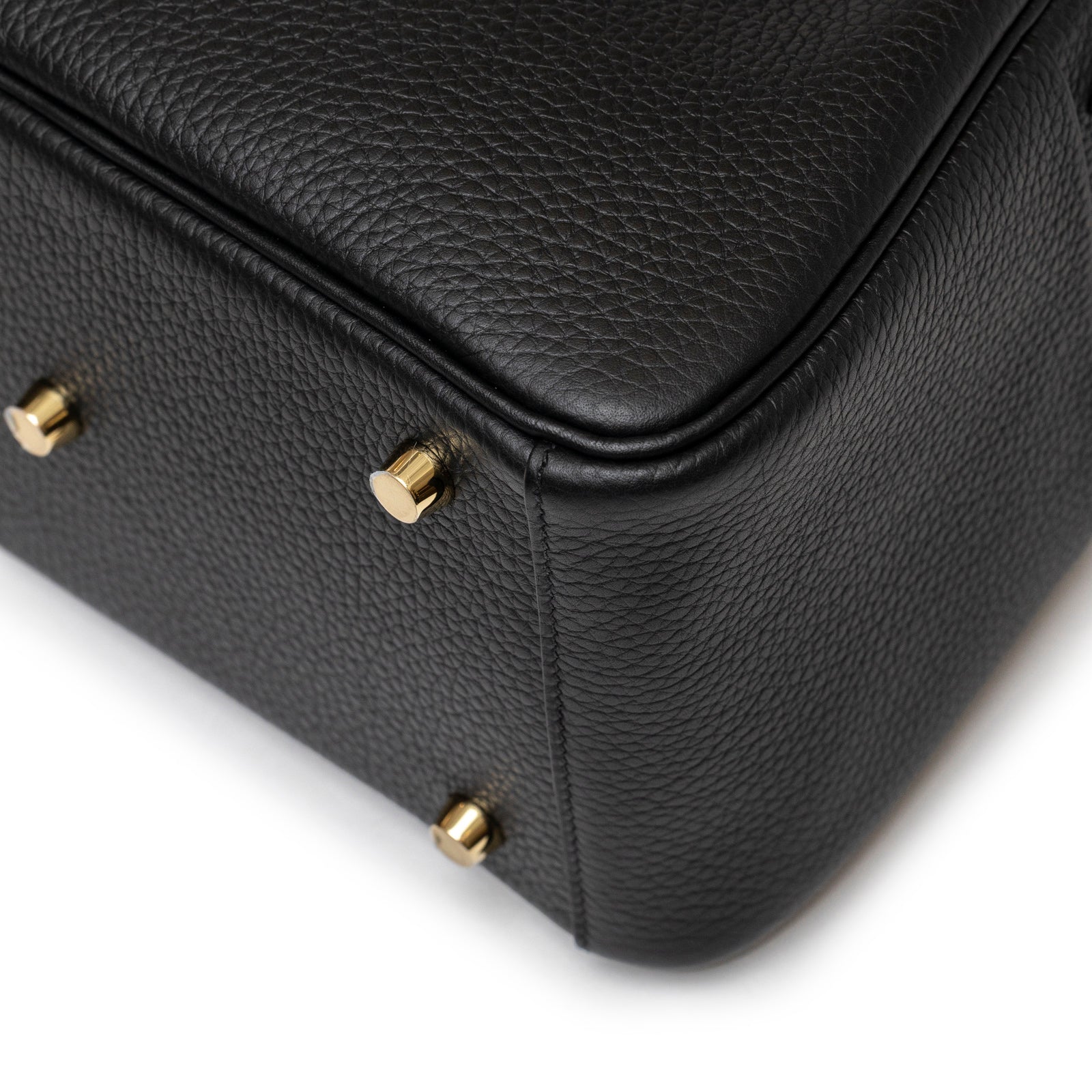 Hermès Lindy 26 Black Clemence Gold Hardware