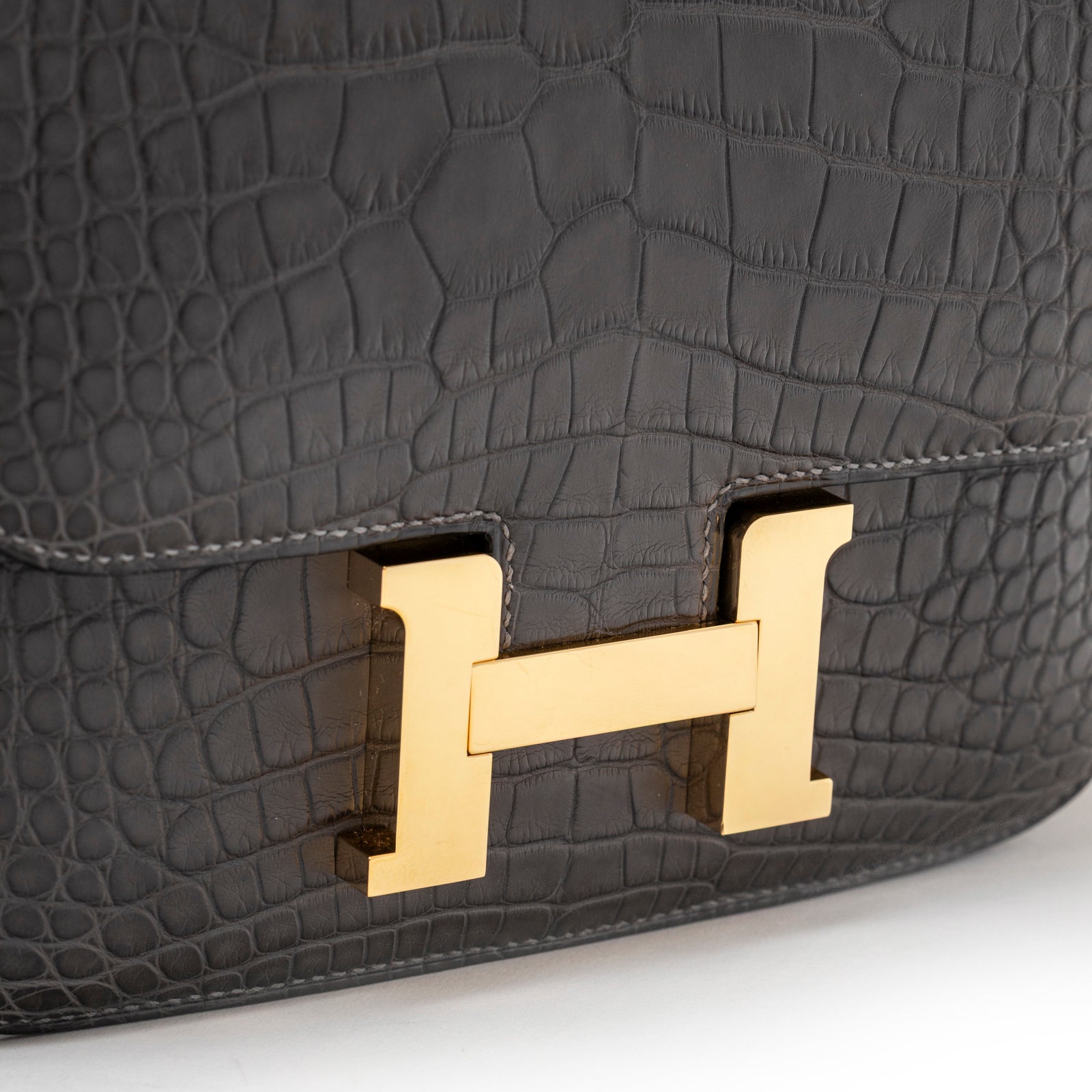 Hermès Mini Constance 18 Graphite Matte Alligator Gold Hardware