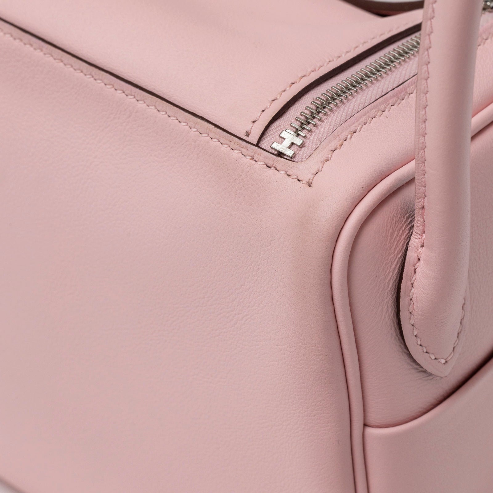 Hermès Mini Lindy II Rose Sakura Swift Palladium Hardware