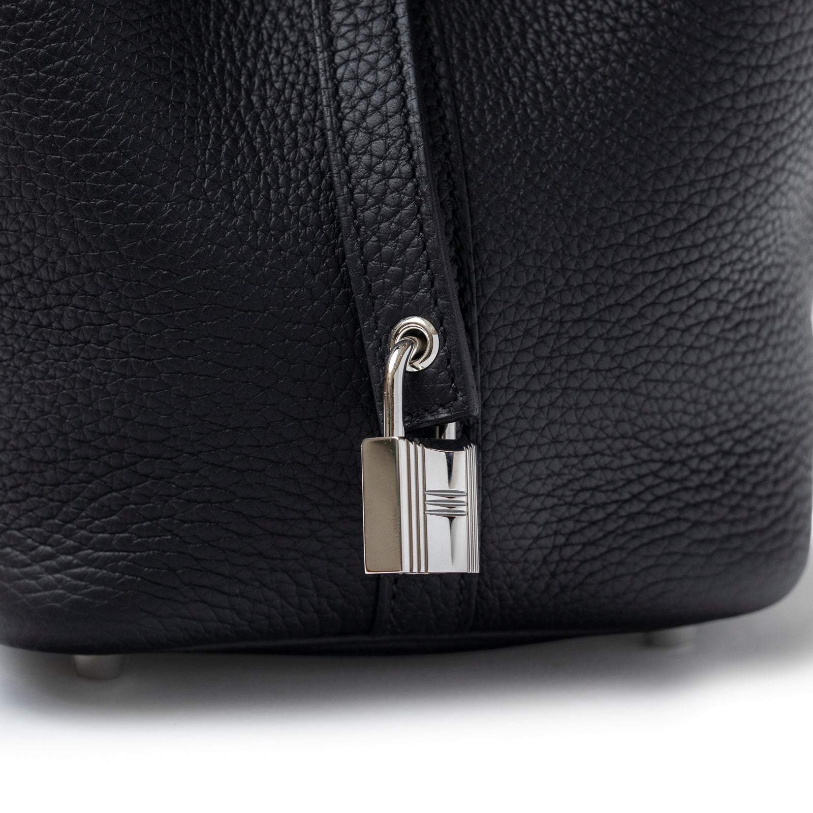 Hermès Picotin 18 Black Clemence Palladium Hardware