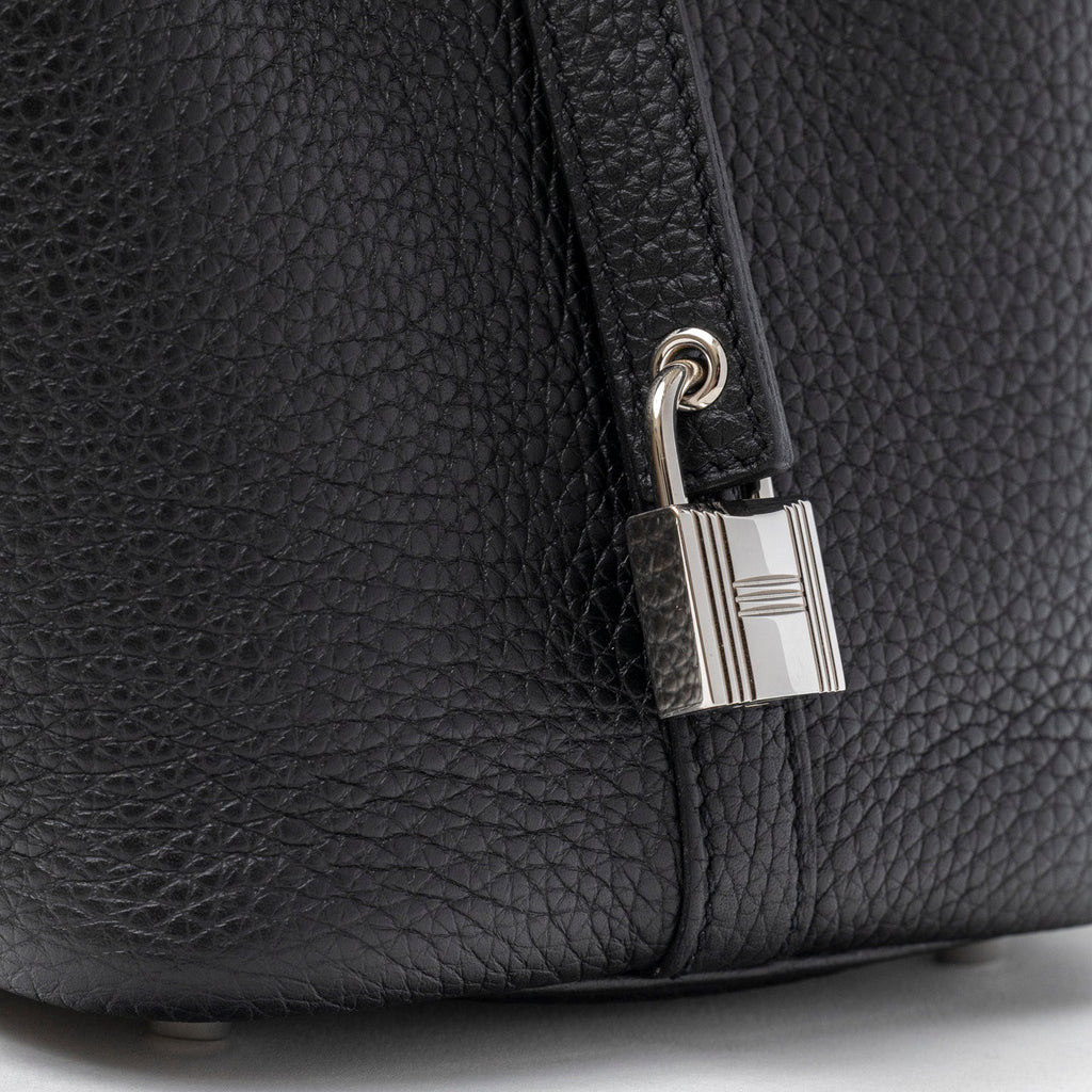 Hermès Picotin 18 Black Clemence Palladium Hardware