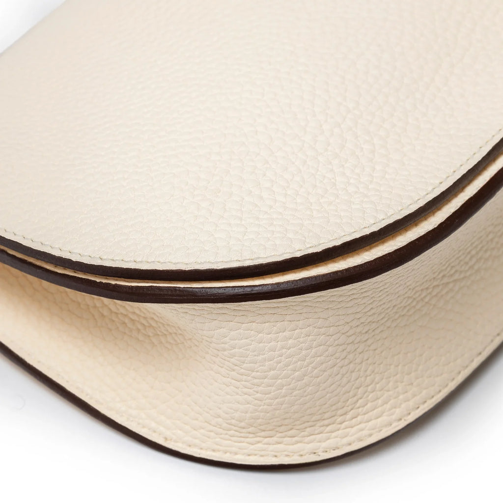 Hermès Sac Saut 25 Bag Clemence/Chevre Mysore Nata/Caramel/Etoupe Gold Hardware