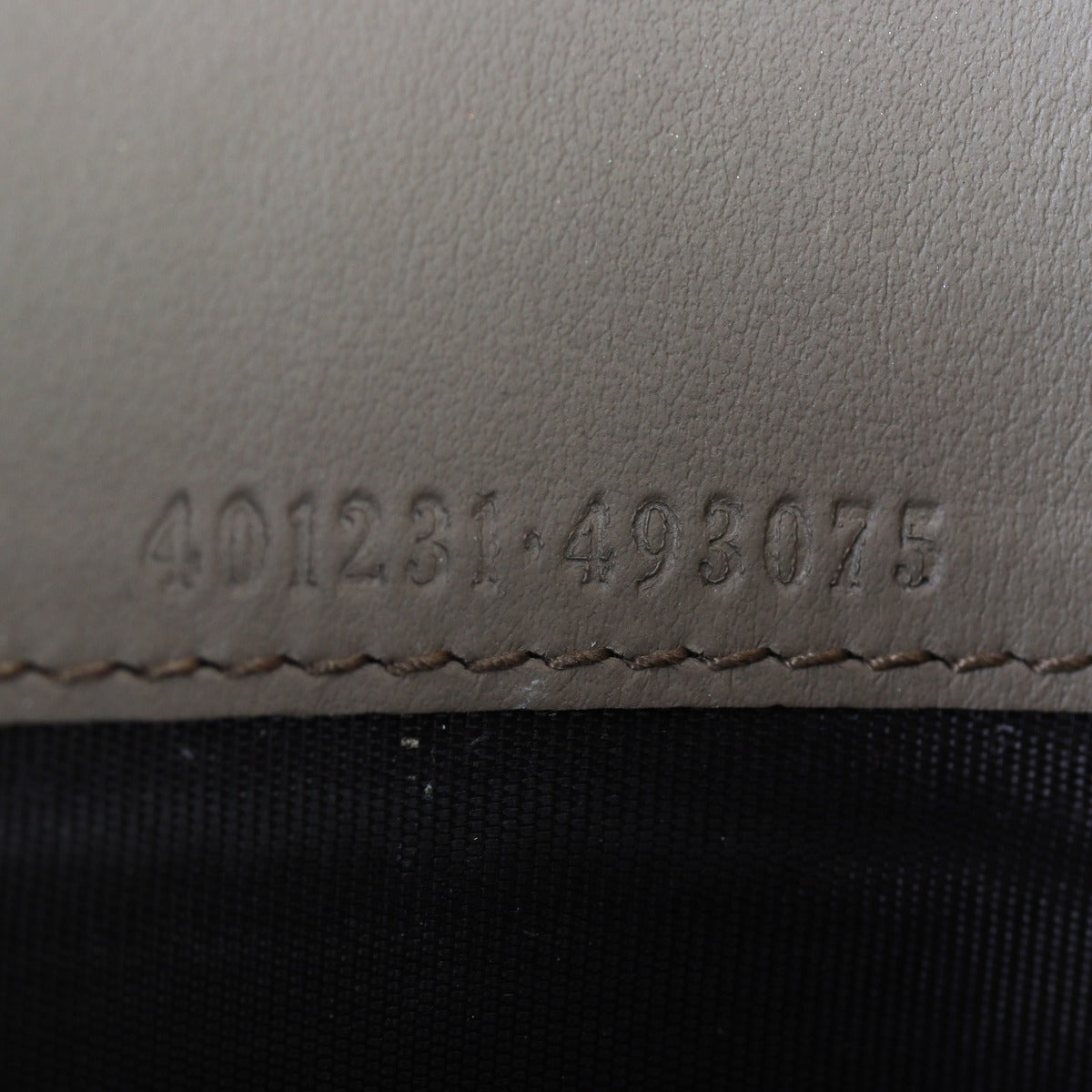 Gucci Dionysus GG Supreme Chain Wallet