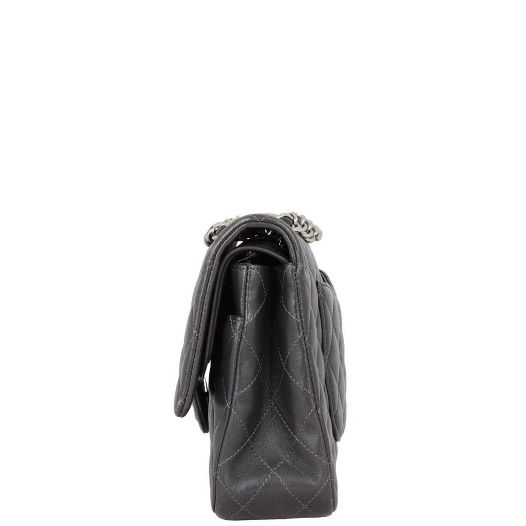 Chanel Classic Double Flap Medium | 16 Series