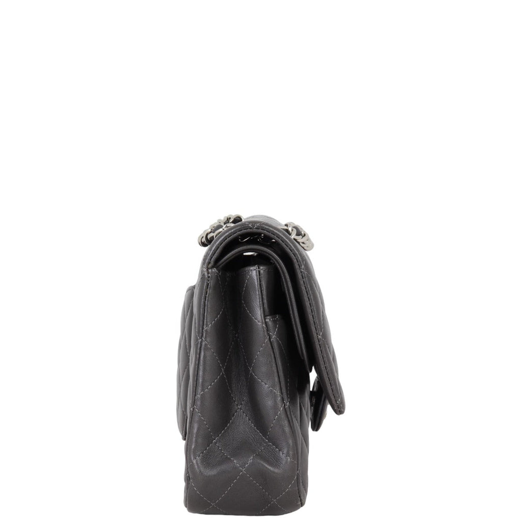 Chanel Classic Double Flap Medium | 16 Series
