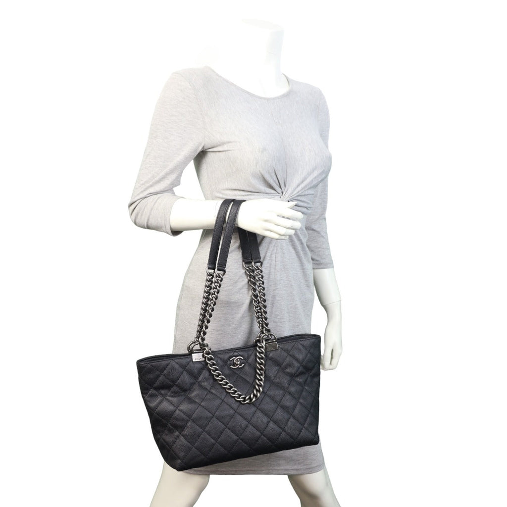 Chanel Shopping In Chains Tote