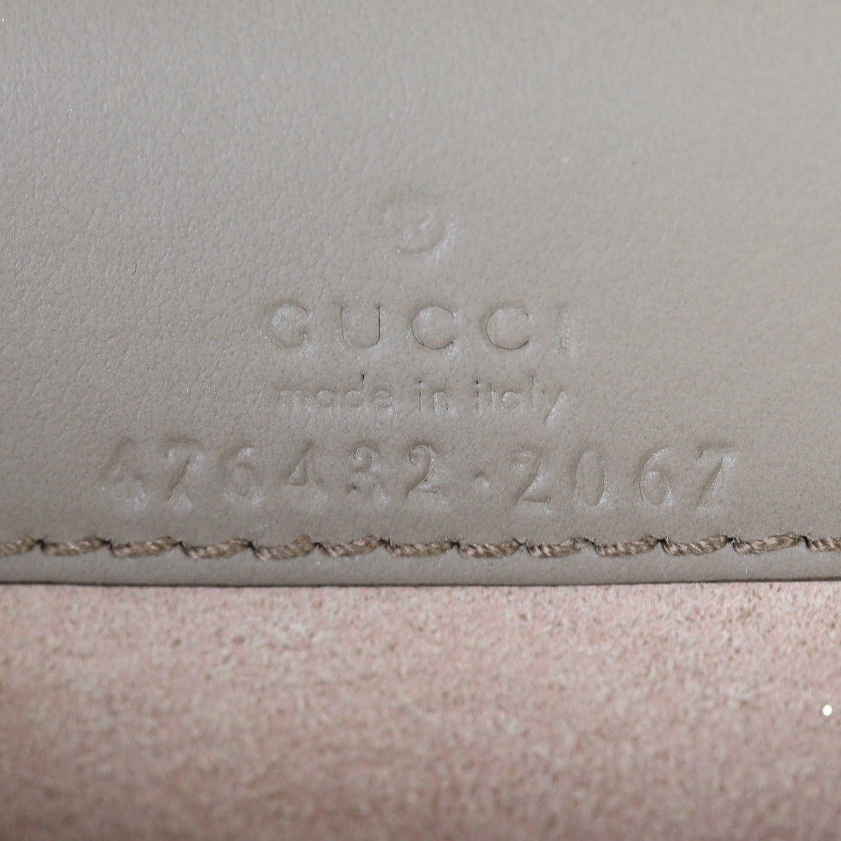 Gucci Dionysus GG Supreme Super Mini Bag