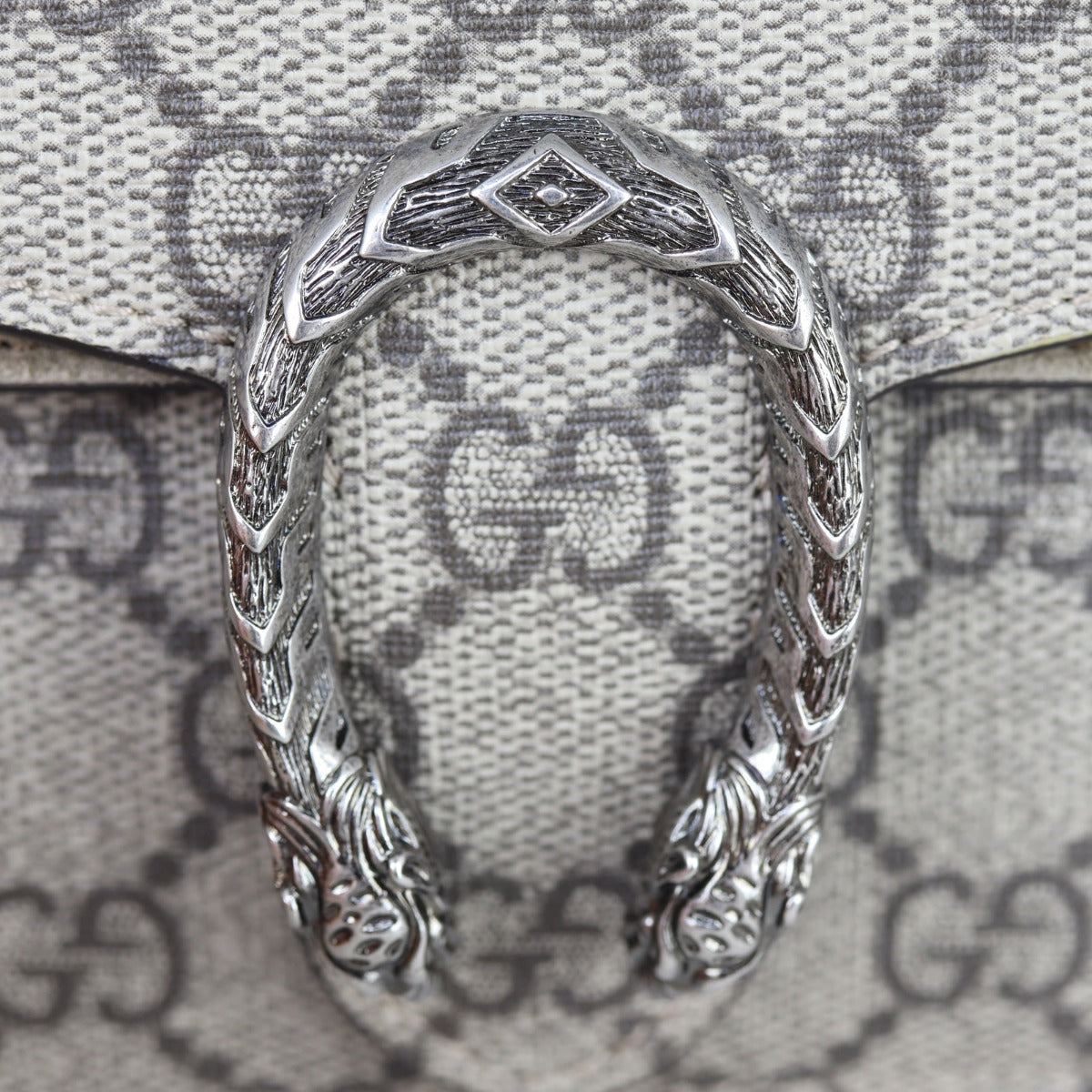Gucci Dionysus GG Supreme Super Mini Bag